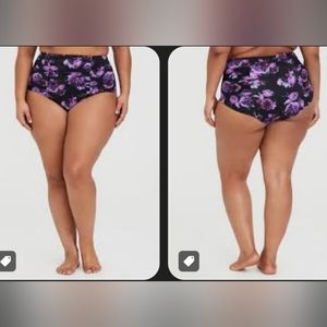 Torrid Size 2 18 20 Swim Bottom